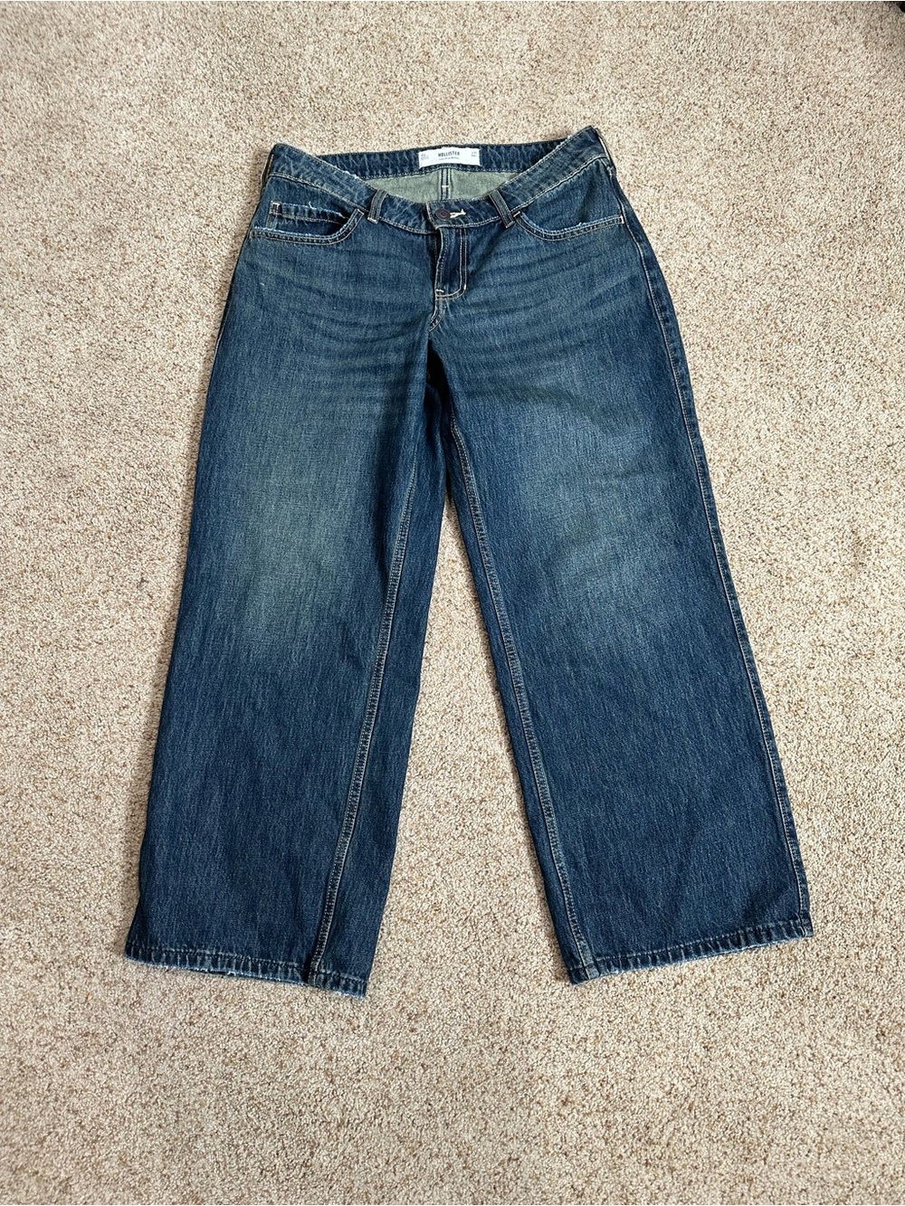 Hollister Wide-Leg Jeans in Indigo Blue Wash
